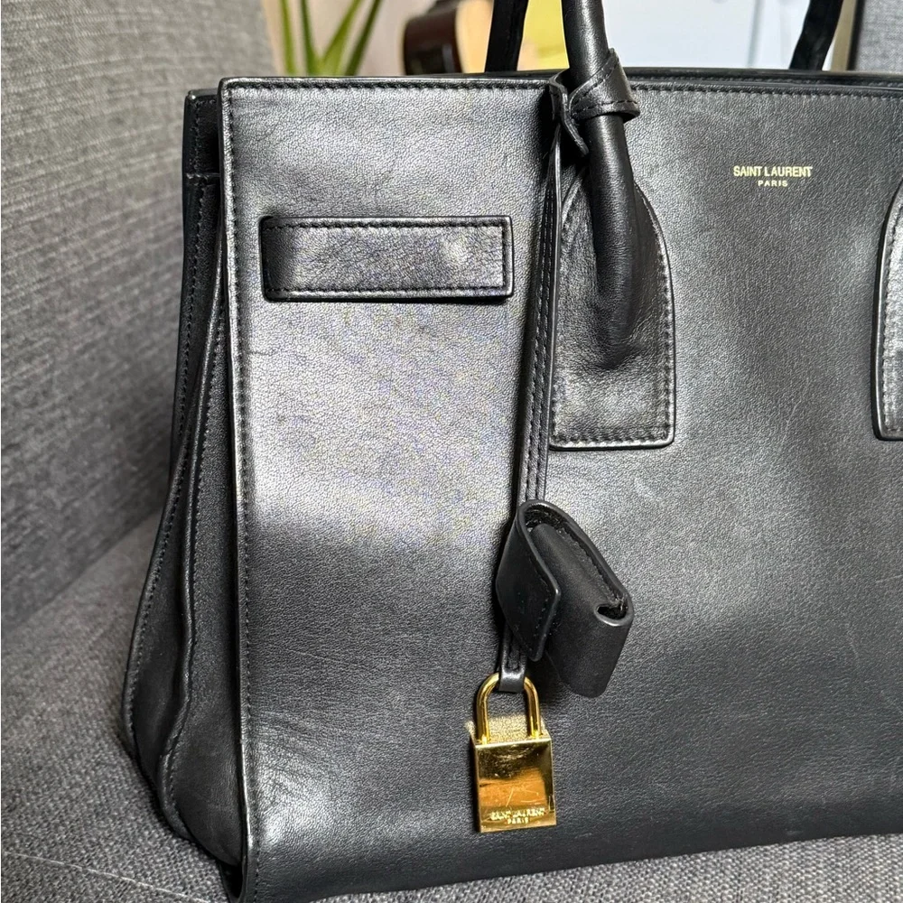 Saint Laurent Sac de Jour leather tote - Picture 6 of 14
